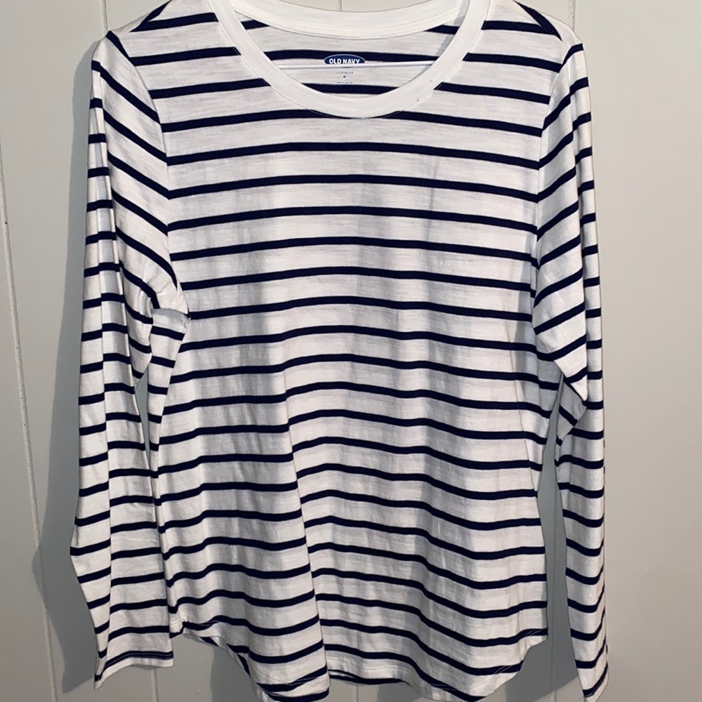 Old Navy long sleeve
